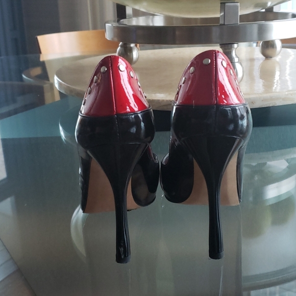 Shoes - Picture 2 of 4